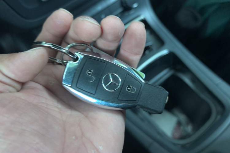Used Mercedes-Benz B-Class 2017 B 200 Sport Edition Vehicle Key