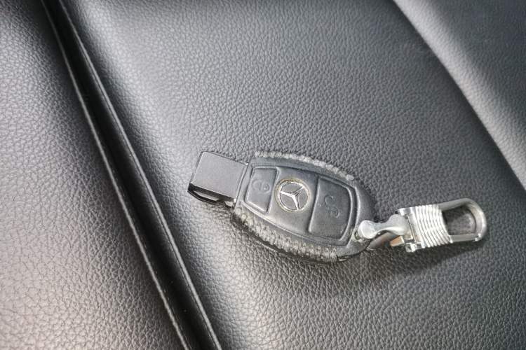 Used Mercedes-Benz B-Class 2017 B 200 Sport Edition Vehicle Key