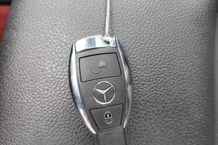 Used Mercedes-Benz B-Class 2017 B 200 Sport Edition Vehicle Key