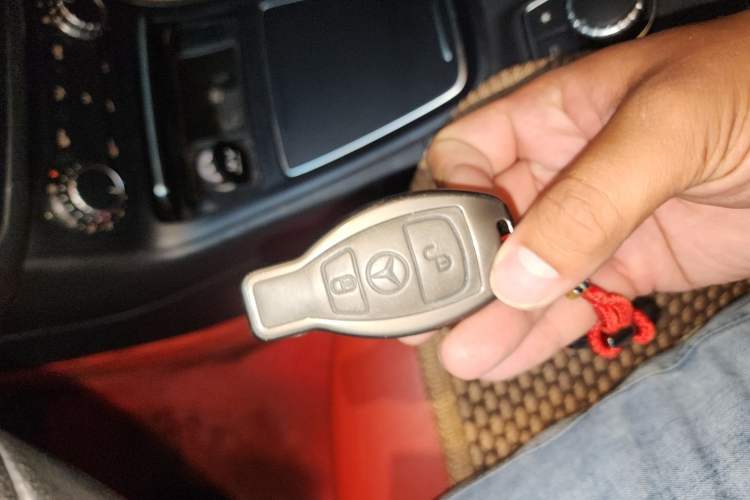 Used Mercedes-Benz B-Class 2017 B 180 Vehicle Key