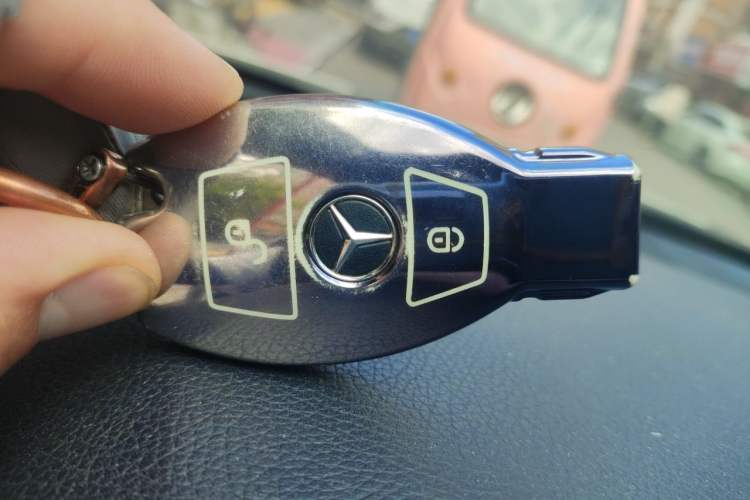 Used Mercedes-Benz B-Class 2017 B 200 Fashion Model Vehicle Key
