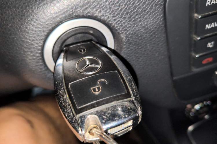 Used Mercedes-Benz B-Class 2017 B 200 Fashion Model Vehicle Key