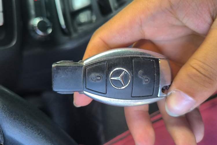 Used Mercedes-Benz B-Class 2017 B 200 Sport Edition Vehicle Key