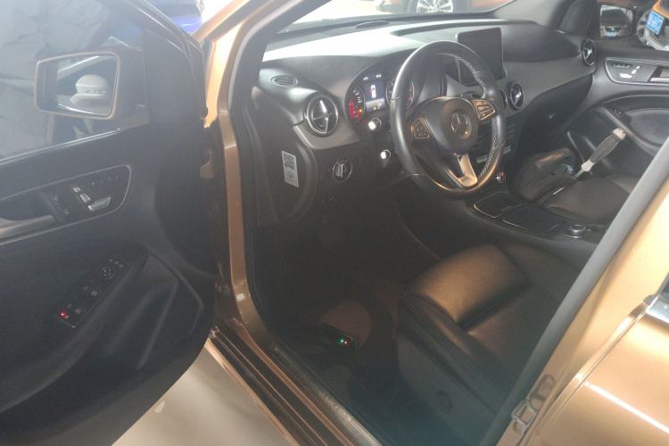 Used Mercedes-Benz B-Class 2017 B 200 Fashion Model Driver Seat