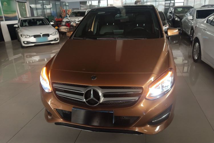 Used Mercedes-Benz B-Class 2017 B 200 Fashion Model Front