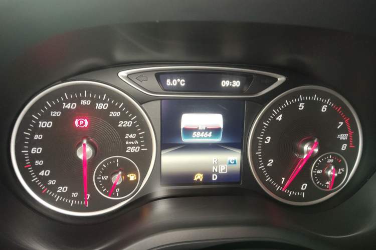 Used Mercedes-Benz B-Class 2017 B 200 Fashion Model Instrument Cluster