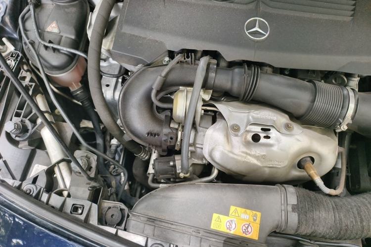Used Mercedes-Benz B-Class 2018 B 200 Fashion Model Engine Bay Right