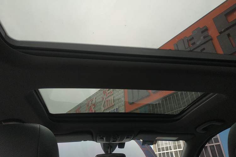 Used Mercedes-Benz B-Class 2018 B 200 Sport Edition Headliner
