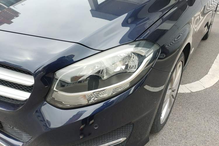 Used Mercedes-Benz B-Class 2018 B 200 Sport Edition Left Front Headlight