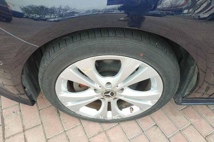 Used Mercedes-Benz B-Class 2018 B 200 Sport Edition Left Front Wheel Hub