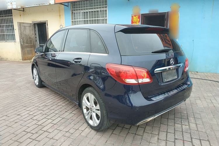 Used Mercedes-Benz B-Class 2018 B 200 Sport Edition Rear Left 45 Deg