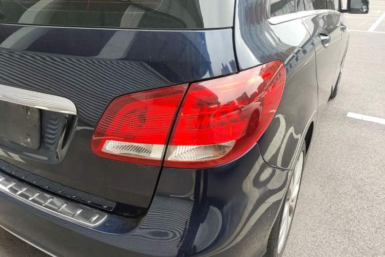 Used Mercedes-Benz B-Class 2018 B 200 Sport Edition Right Rear Taillight