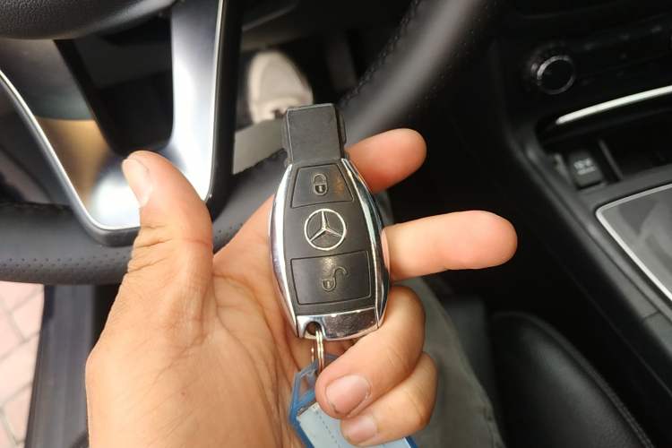 Used Mercedes-Benz B-Class 2018 B 200 Sport Edition Vehicle Key
