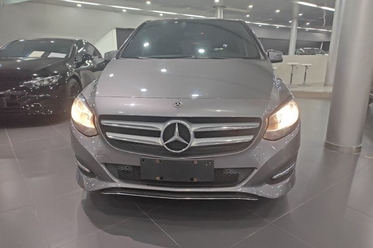 Used Mercedes-Benz B-Class 2018 B 200 Sport Edition Front