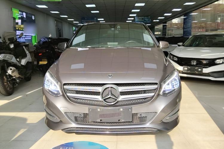 Used Mercedes-Benz B-Class 2018 B 200 Sport Edition Front