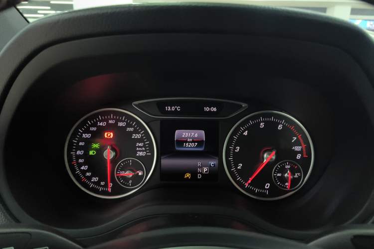 Used Mercedes-Benz B-Class 2018 B 200 Sport Edition Instrument Cluster