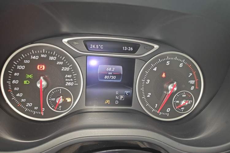 Used Mercedes-Benz B-Class 2018 B 200 Sport Edition Instrument Cluster