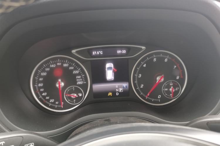 Used Mercedes-Benz B-Class 2018 B 200 Sport Edition Instrument Cluster