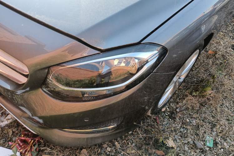 Used Mercedes-Benz B-Class 2018 B 200 Sport Edition Left Front Headlight