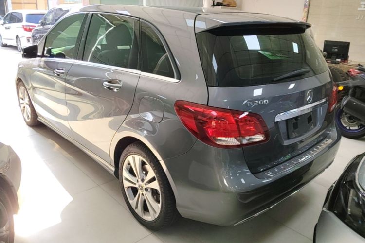 Used Mercedes-Benz B-Class 2018 B 200 Sport Edition Rear Left 45 Deg