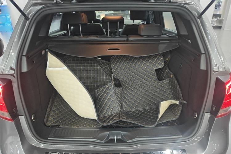 Used Mercedes-Benz B-Class 2018 B 200 Sport Edition Trunk