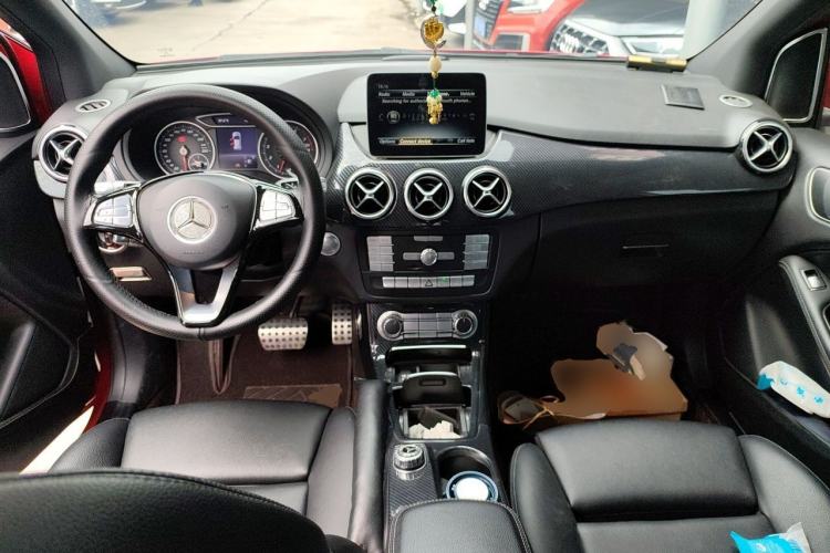 Used Mercedes-Benz B-Class 2018 B 200 Sport Edition Center Console