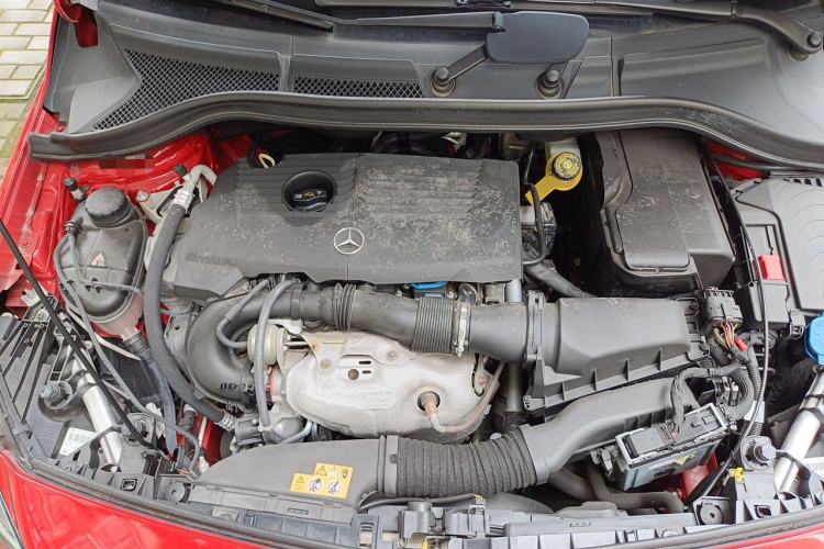 Used Mercedes-Benz B-Class 2018 B 200 Sport Edition Engine Bay