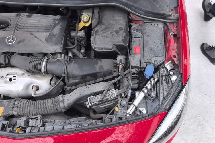 Used Mercedes-Benz B-Class 2018 B 200 Fashion Model Engine Bay Left