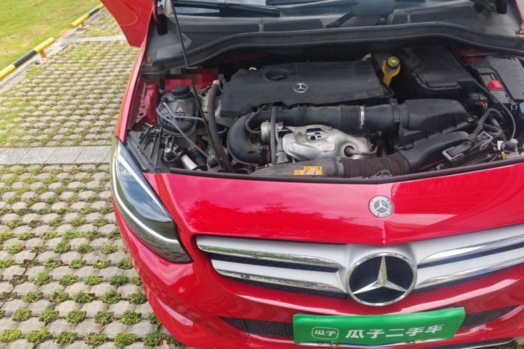 Used Mercedes-Benz B-Class 2018 B 200 Sport Edition Engine Bay Right