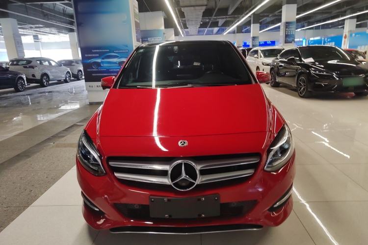 Used Mercedes-Benz B-Class 2018 B 200 Fashion Model Exterior 1