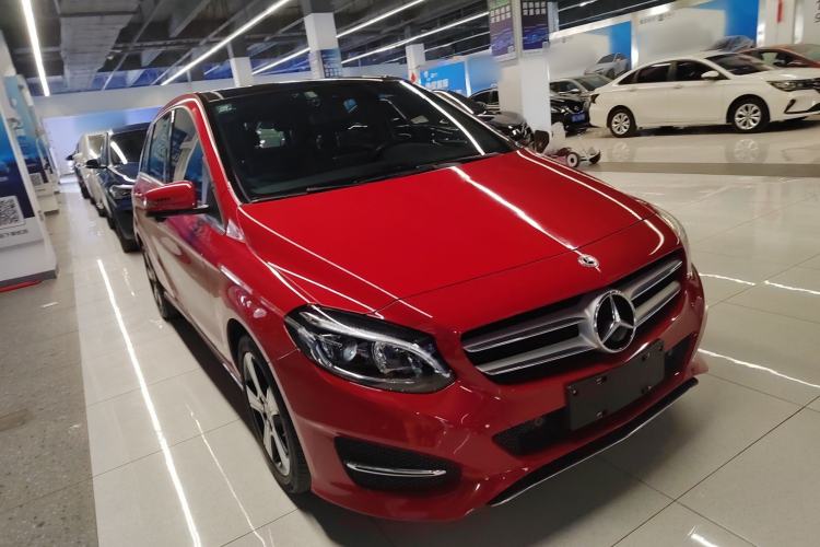 Used Mercedes-Benz B-Class 2018 B 200 Fashion Model Exterior 2