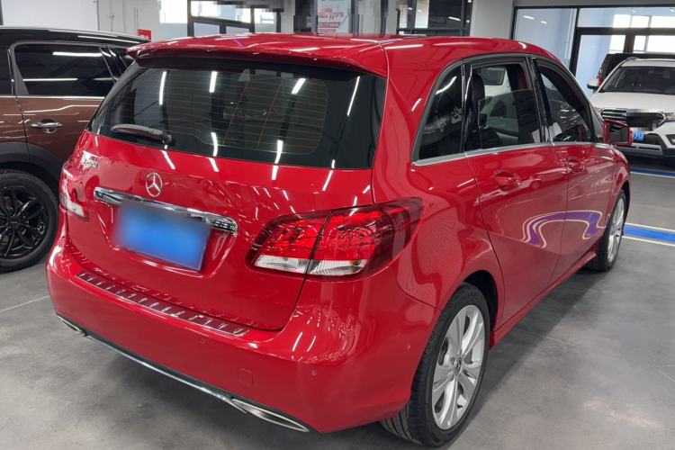 Used Mercedes-Benz B-Class 2018 B 200 Sport Edition Exterior 3