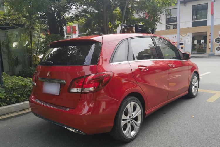 Used Mercedes-Benz B-Class 2018 B 200 Sport Edition Exterior 5