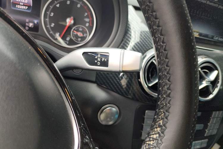 Used Mercedes-Benz B-Class 2018 B 200 Sport Edition Gear Lever