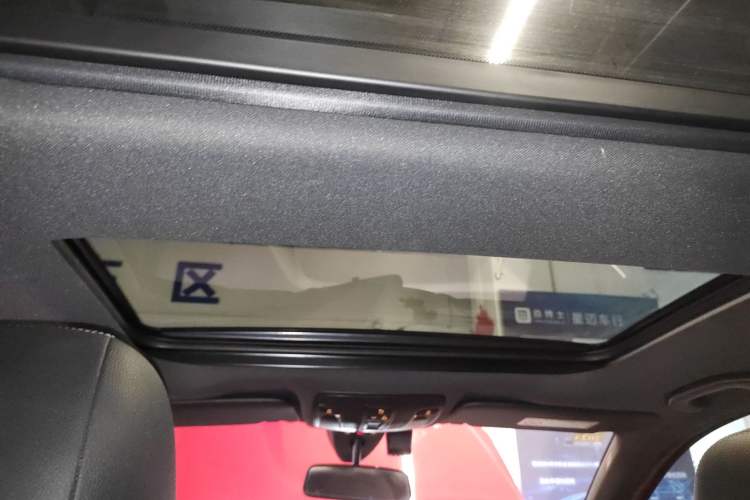 Used Mercedes-Benz B-Class 2018 B 200 Fashion Model Headliner