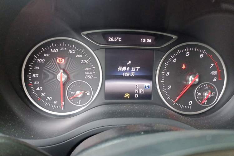 Used Mercedes-Benz B-Class 2018 B 200 Sport Edition Instrument Cluster