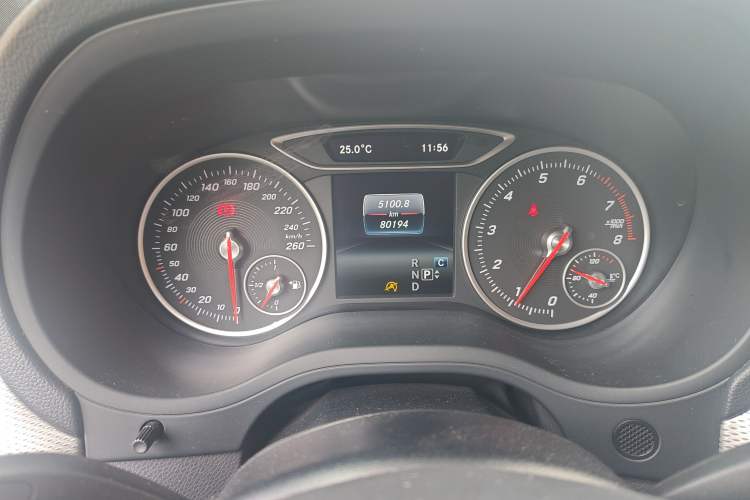 Used Mercedes-Benz B-Class 2018 B 200 Sport Edition Instrument Cluster