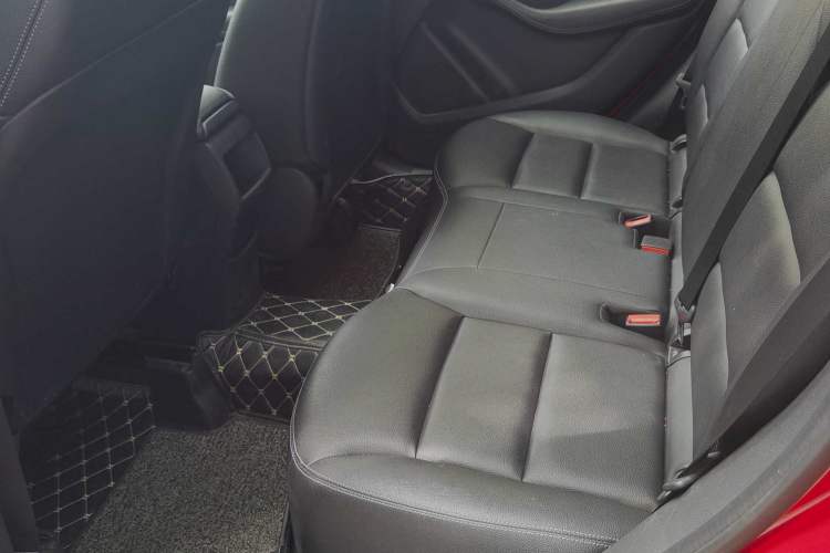 Used Mercedes-Benz B-Class 2018 B 200 Sport Edition Interior 4