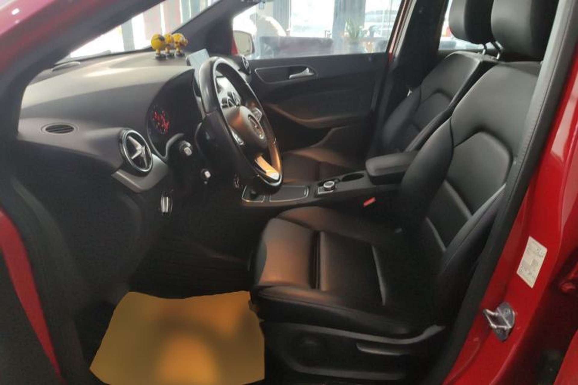 Used Mercedes-Benz B-Class 2018 B 200 Sport Edition Left Front Seat