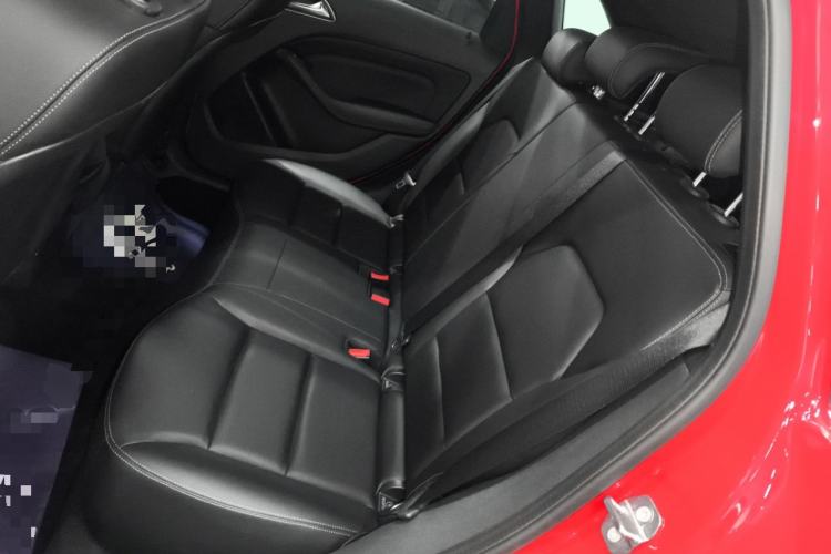 Used Mercedes-Benz B-Class 2018 B 200 Sport Edition Left Rear Seat