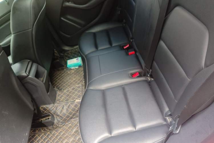 Used Mercedes-Benz B-Class 2018 B 200 Sport Edition Left Rear Seat