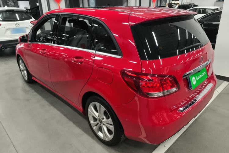 Used Mercedes-Benz B-Class 2018 B 200 Sport Edition Left Side