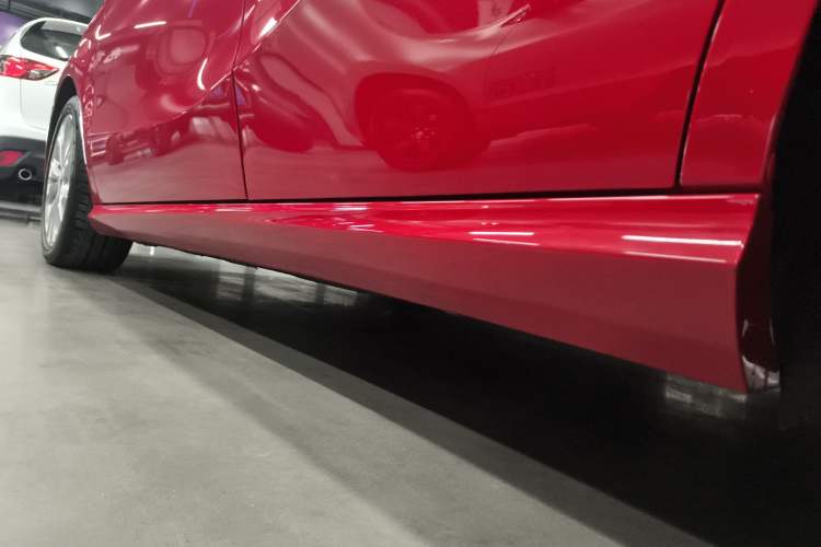Used Mercedes-Benz B-Class 2018 B 200 Sport Edition Left Side Sill