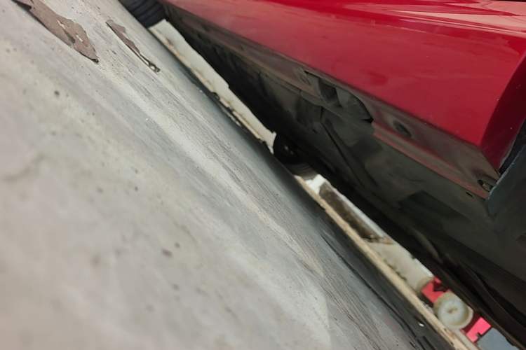Used Mercedes-Benz B-Class 2018 B 200 Sport Edition Left Side Sill