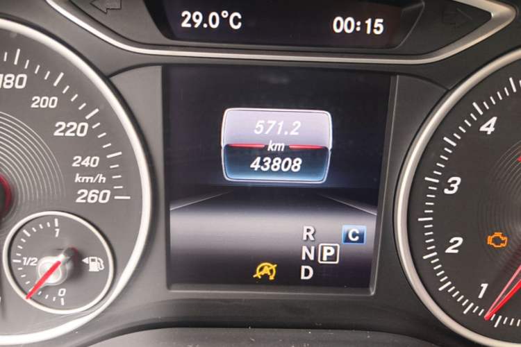 Used Mercedes-Benz B-Class 2018 B 200 Fashion Model Odometer Close Up
