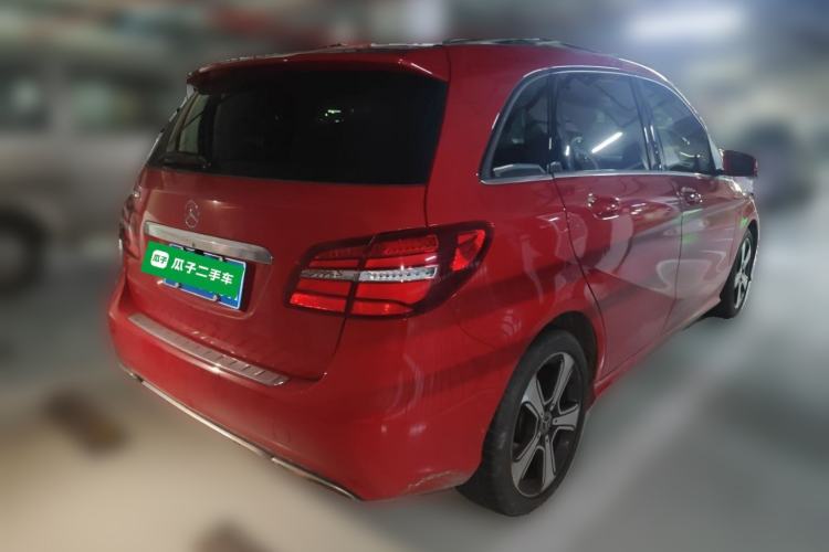 Used Mercedes-Benz B-Class 2018 B 200 Fashion Model Rear Right 45 Deg