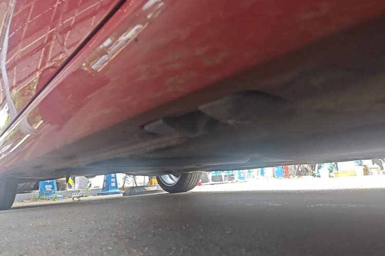 Used Mercedes-Benz B-Class 2018 B 200 Sport Edition Right Side Sill