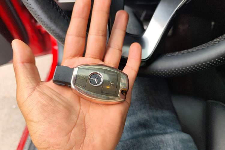 Used Mercedes-Benz B-Class 2018 B 200 Sport Edition Vehicle Key