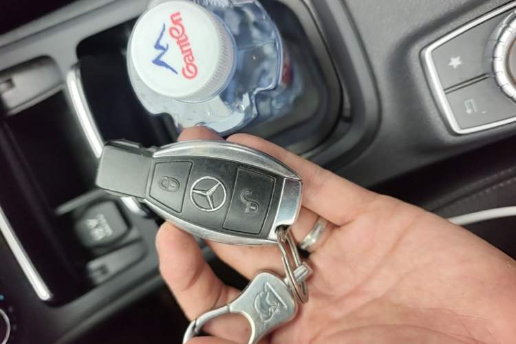 Used Mercedes-Benz B-Class 2018 B 200 Sport Edition Vehicle Key