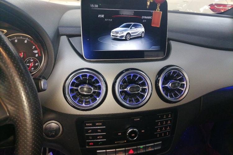 Used Mercedes-Benz B-Class 2018 B 200 Fashion Model Audio And AC Panel